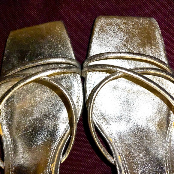 ZARA Beautiful Metallic Silver Slip On Front Strap Stiletto🔥🔥🔥 - Picture 7 of 12